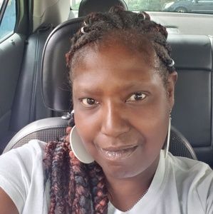 Meet your Posher, Marilyn